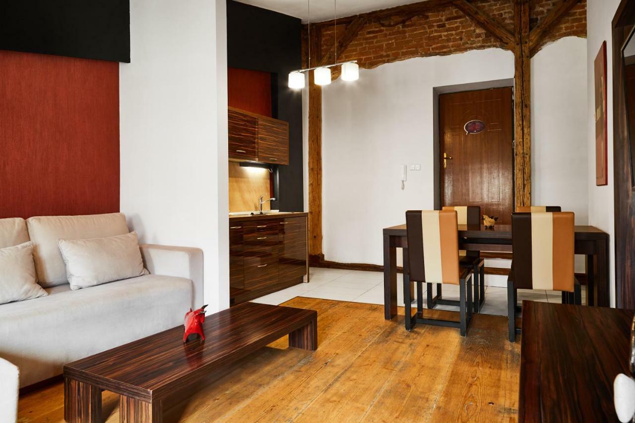 One-Bedroom Apartment City View Moon